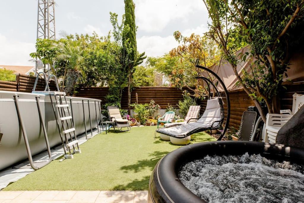 Charming Unit With Pool And Great Amenities Leilighet Rishon LeZion Eksteriør bilde