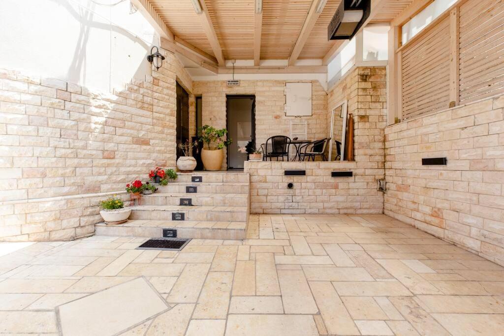 Charming Unit With Pool And Great Amenities Leilighet Rishon LeZion Eksteriør bilde
