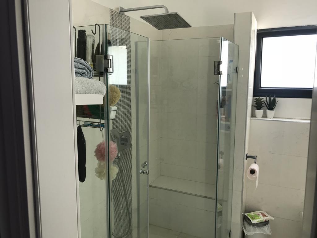 Charming Unit With Pool And Great Amenities Leilighet Rishon LeZion Eksteriør bilde