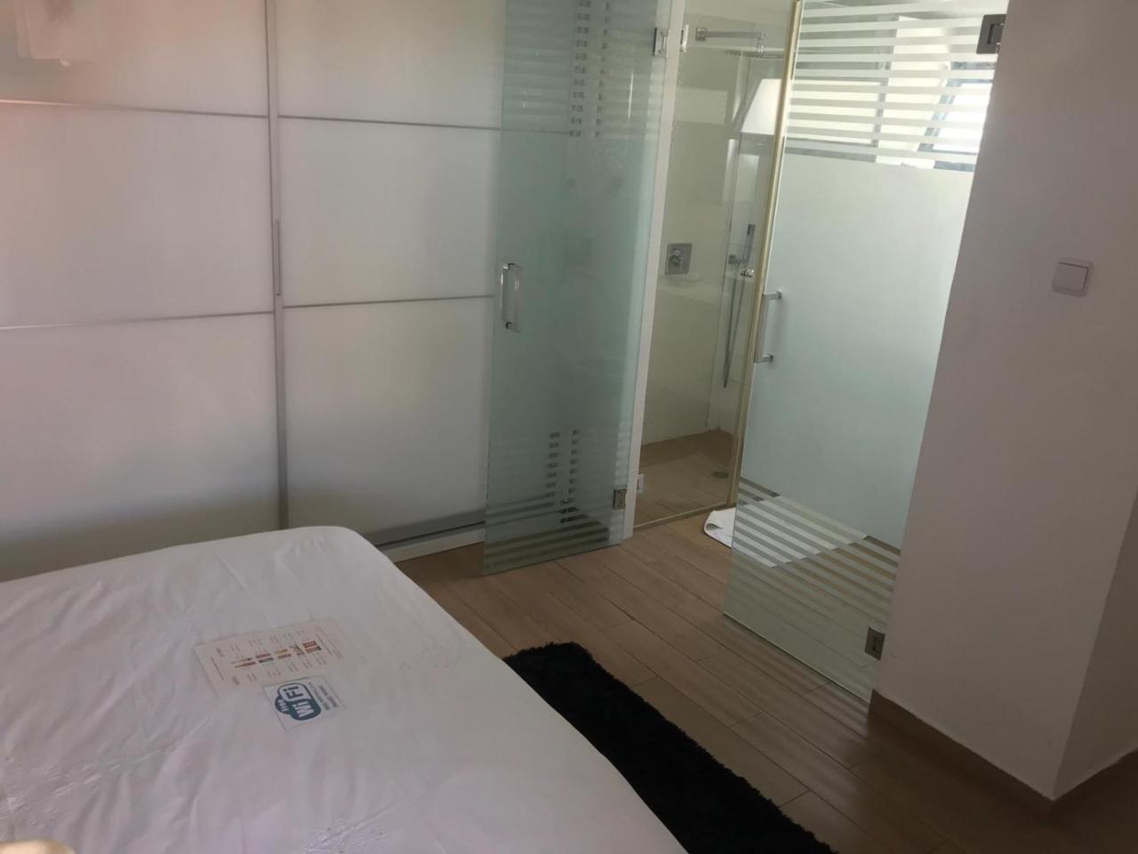 Charming Unit With Pool And Great Amenities Leilighet Rishon LeZion Eksteriør bilde