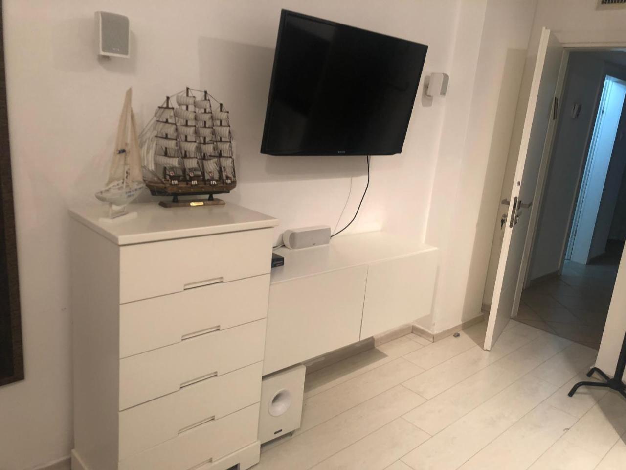 Charming Unit With Pool And Great Amenities Leilighet Rishon LeZion Eksteriør bilde